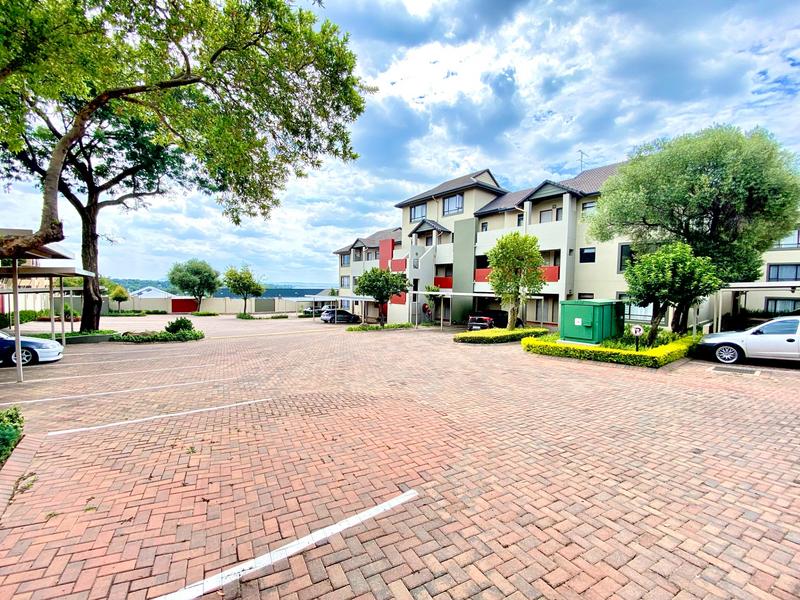 To Let 2 Bedroom Property for Rent in Beverley Gauteng