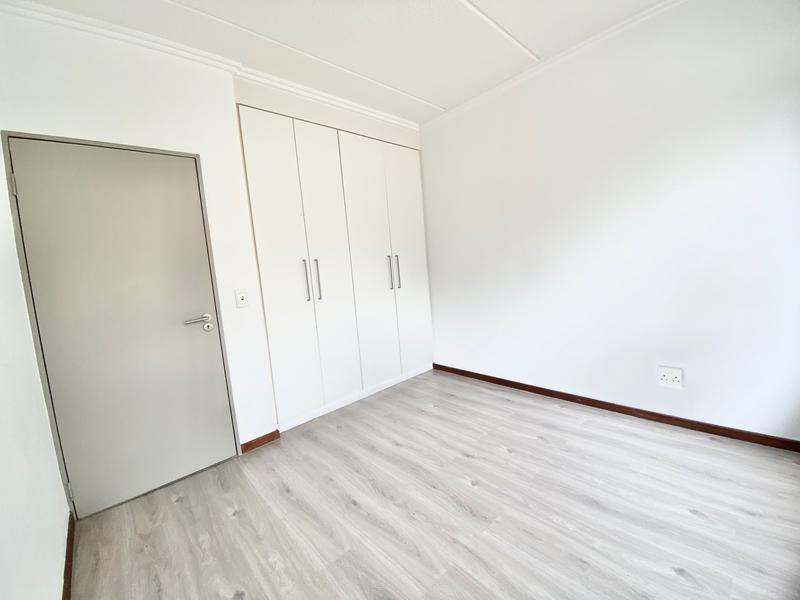 To Let 2 Bedroom Property for Rent in Beverley Gauteng