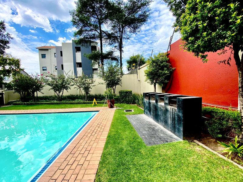 To Let 2 Bedroom Property for Rent in Beverley Gauteng