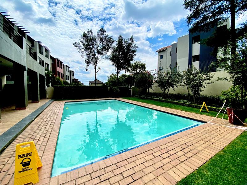 To Let 2 Bedroom Property for Rent in Beverley Gauteng
