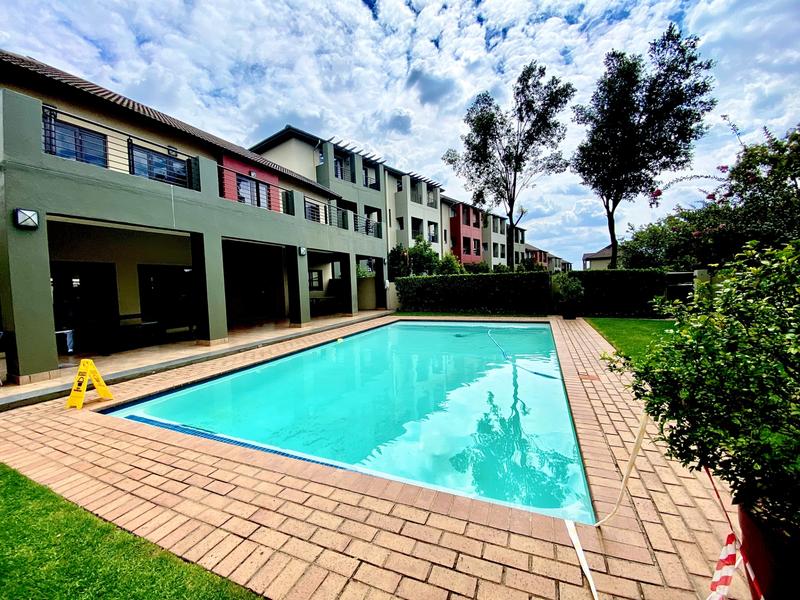To Let 2 Bedroom Property for Rent in Beverley Gauteng