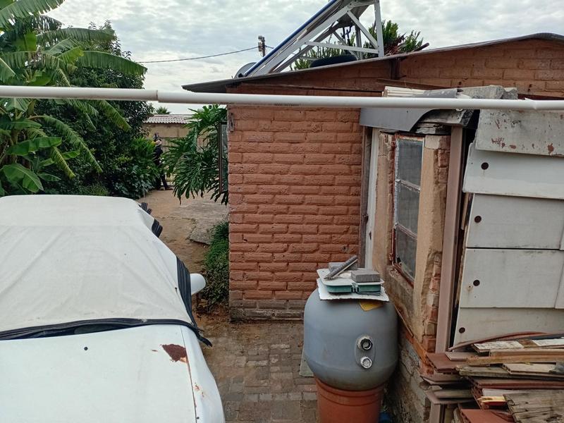 1 Bedroom Property for Sale in Olievenhoutbosch Gauteng