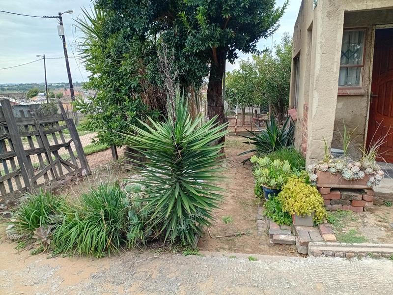 1 Bedroom Property for Sale in Olievenhoutbosch Gauteng