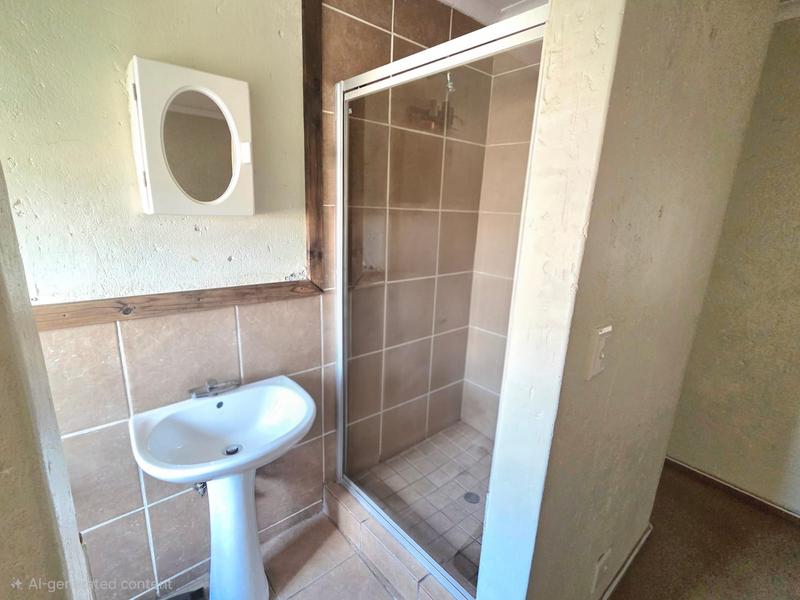 2 Bedroom Property for Sale in Rooihuiskraal North Gauteng