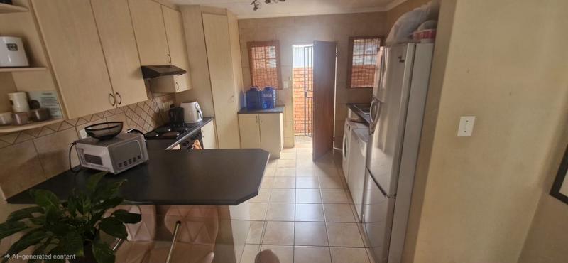 3 Bedroom Property for Sale in Heuwelsig Estate Gauteng