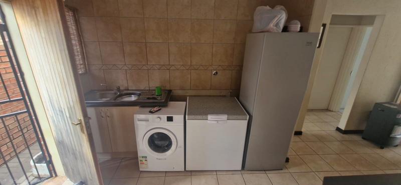 3 Bedroom Property for Sale in Heuwelsig Estate Gauteng