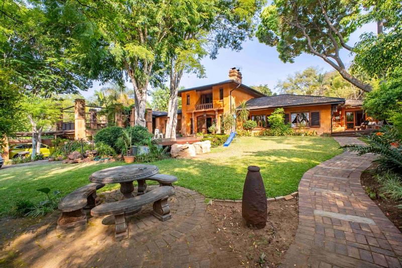 5 Bedroom Property for Sale in Waterkloof A H Gauteng