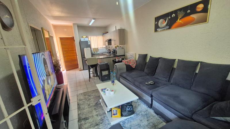 To Let 1 Bedroom Property for Rent in Westdene Gauteng