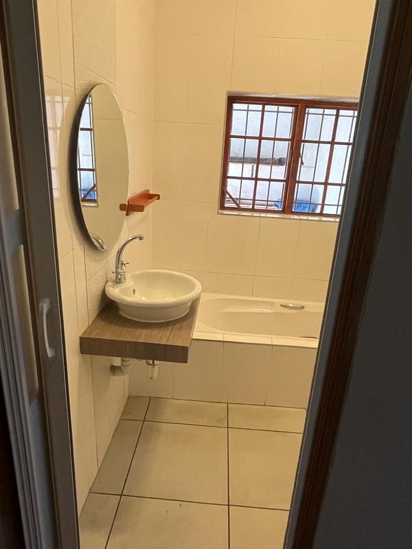 To Let 2 Bedroom Property for Rent in Westdene Gauteng