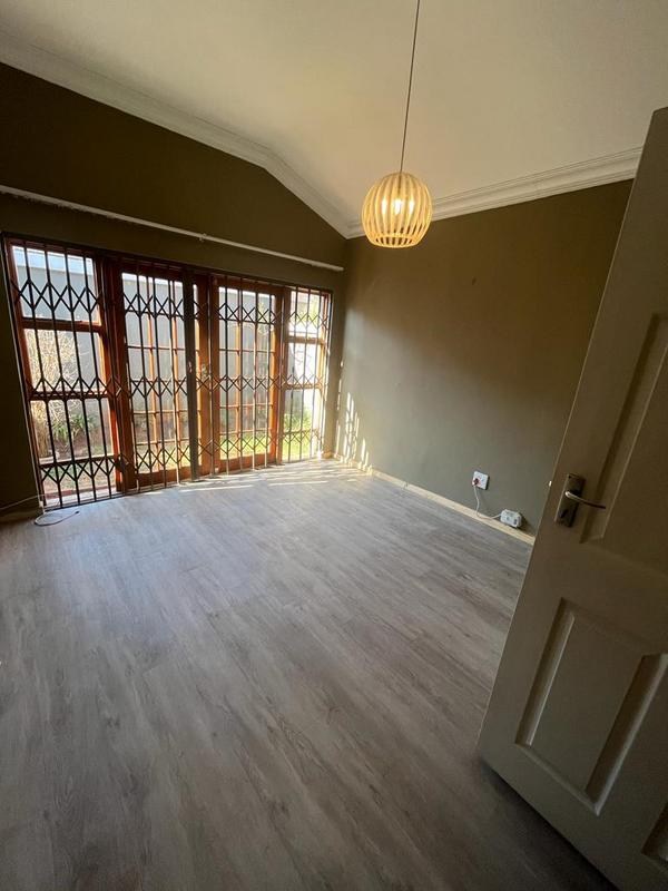 To Let 2 Bedroom Property for Rent in Westdene Gauteng