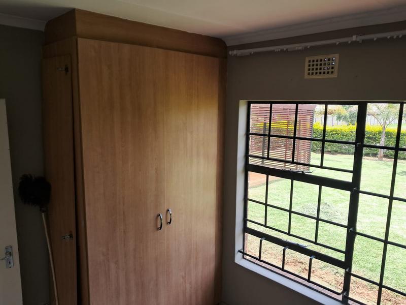 3 Bedroom Property for Sale in Clayville Gauteng