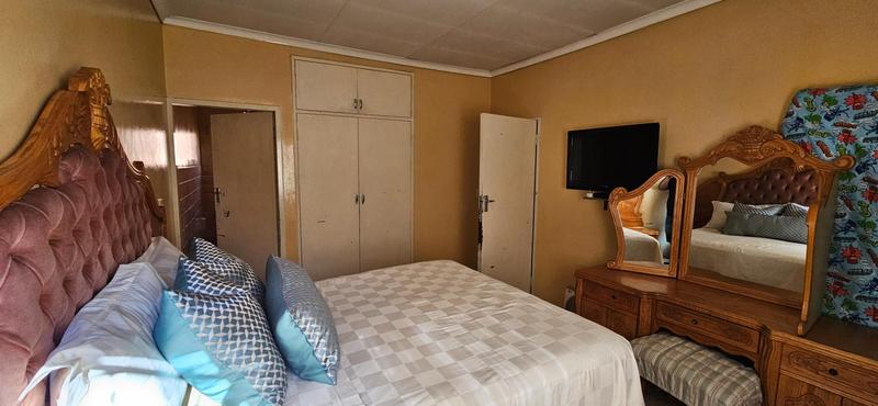 4 Bedroom Property for Sale in Atteridgeville Gauteng