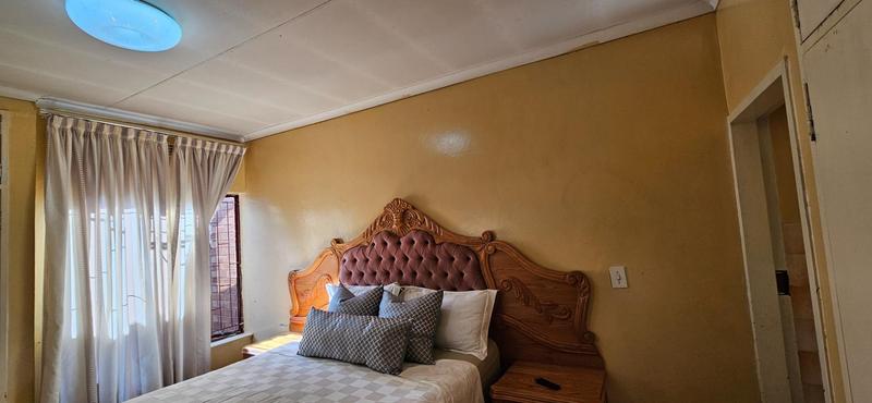 4 Bedroom Property for Sale in Atteridgeville Gauteng