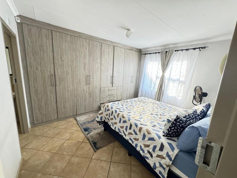 4 Bedroom Property for Sale in Lotus Gardens Gauteng