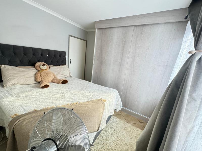 4 Bedroom Property for Sale in Lotus Gardens Gauteng