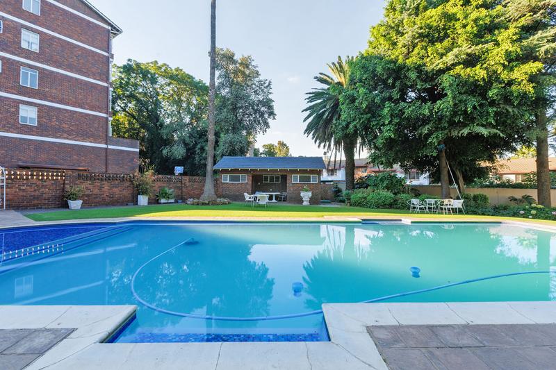 1 Bedroom Property for Sale in Sandown Gauteng