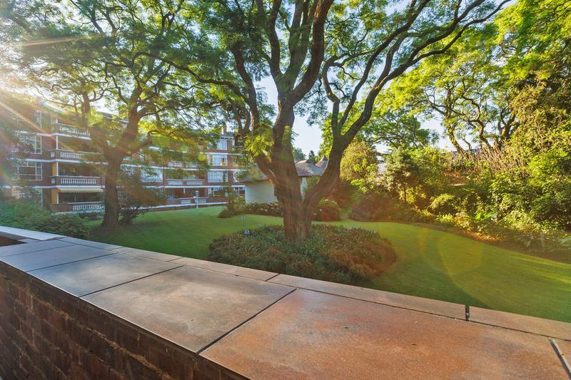 1 Bedroom Property for Sale in Sandown Gauteng