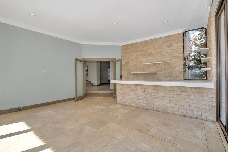 To Let 5 Bedroom Property for Rent in Dainfern Golf Estate Gauteng