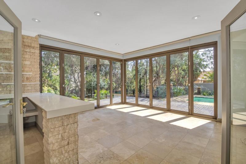 To Let 5 Bedroom Property for Rent in Dainfern Golf Estate Gauteng