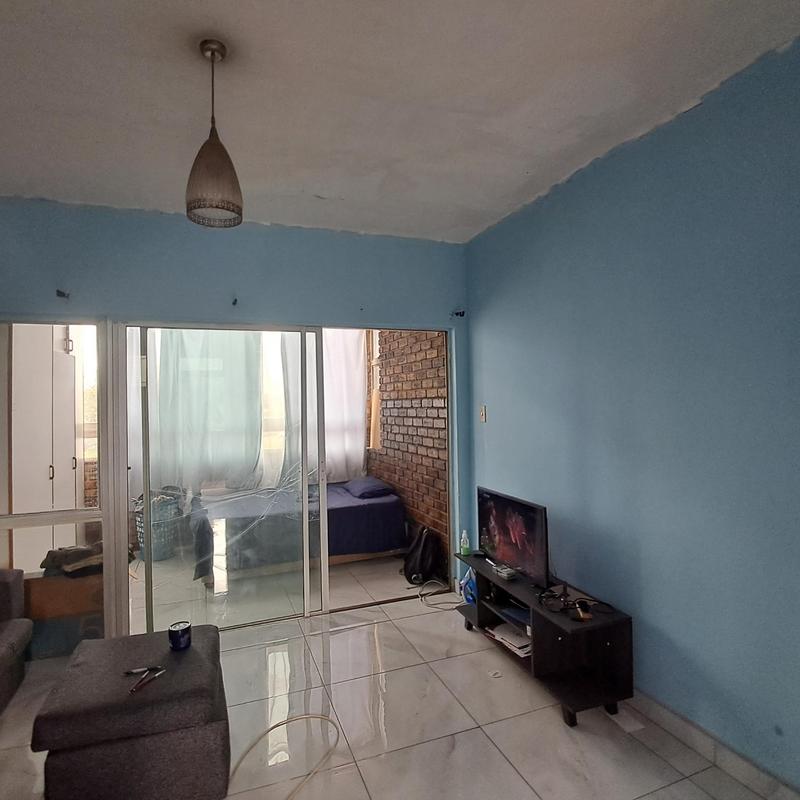 1 Bedroom Property for Sale in Pretoria West Gauteng