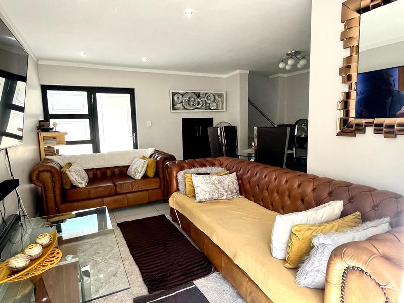 2 Bedroom Property for Sale in Equestria Gauteng