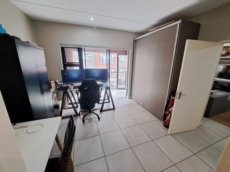 2 Bedroom Property for Sale in Die Hoewes Gauteng