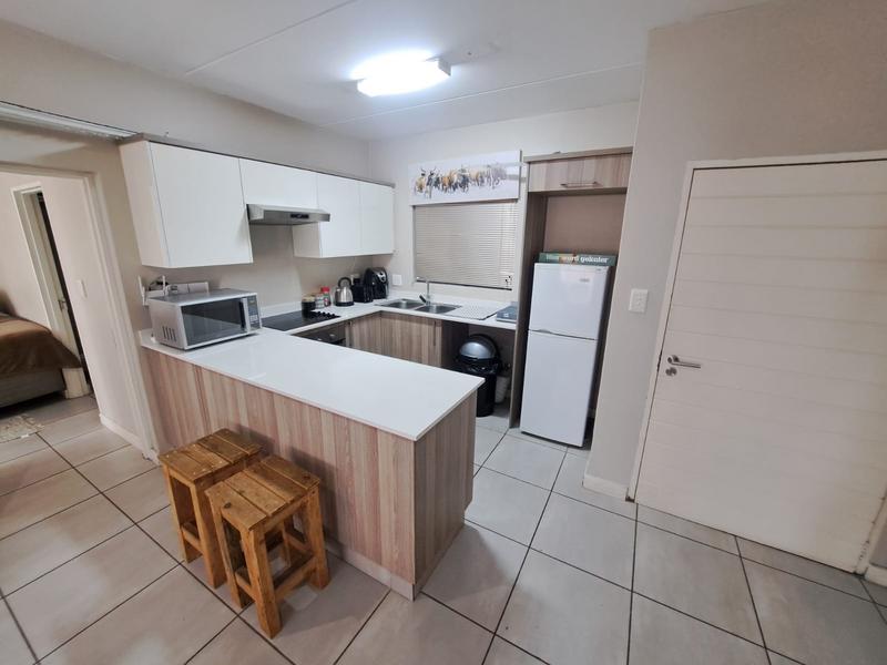2 Bedroom Property for Sale in Die Hoewes Gauteng
