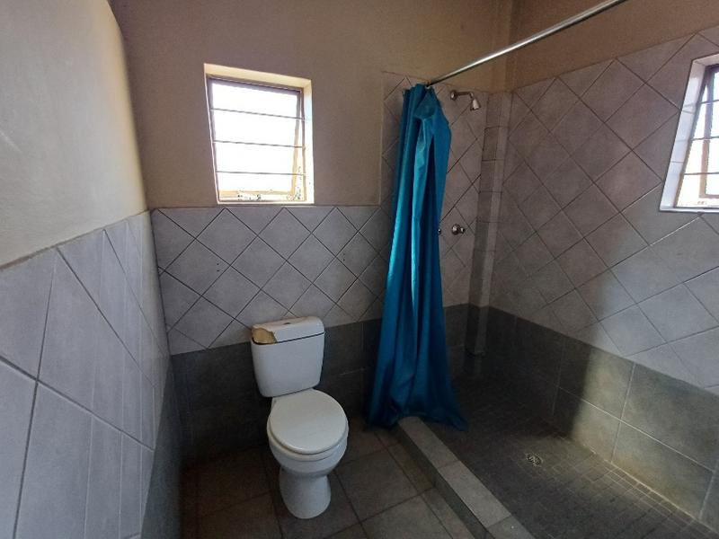 To Let commercial Property for Rent in Hennopspark Gauteng