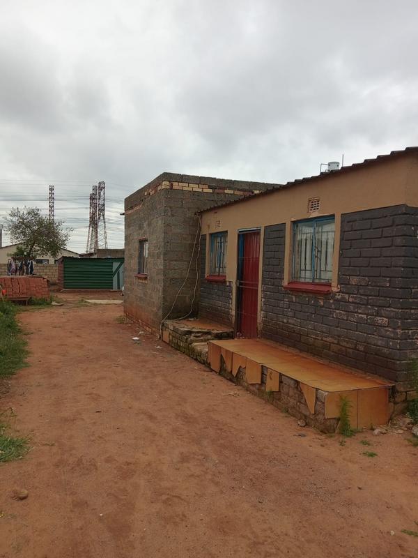 5 Bedroom Property for Sale in Esselenpark Gauteng