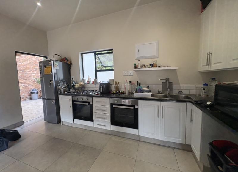 To Let 2 Bedroom Property for Rent in Glenhazel Gauteng