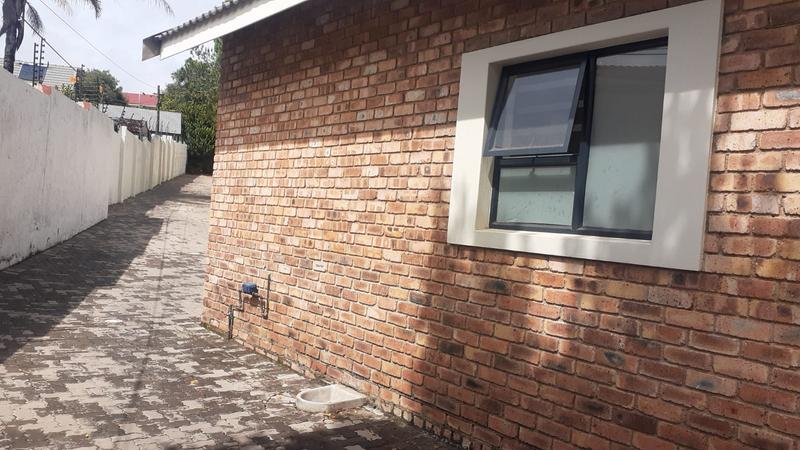 To Let 2 Bedroom Property for Rent in Glenhazel Gauteng