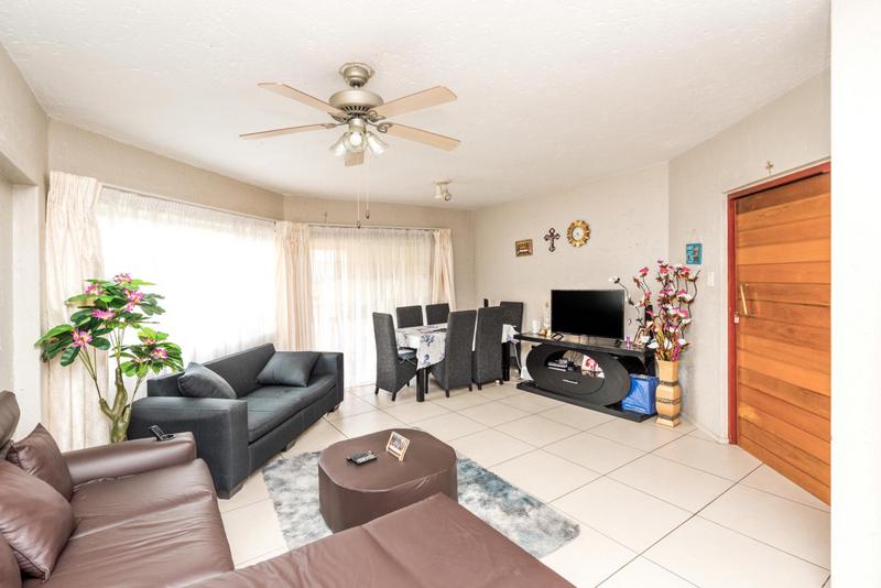 2 Bedroom Property for Sale in Bedfordview Gauteng