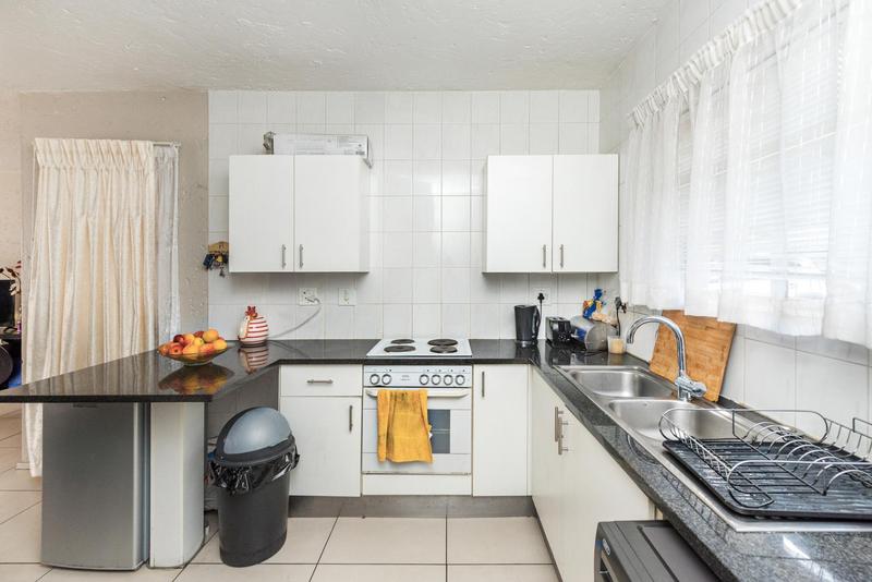 2 Bedroom Property for Sale in Bedfordview Gauteng