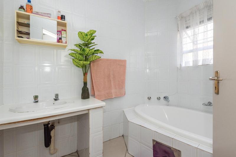 2 Bedroom Property for Sale in Bedfordview Gauteng