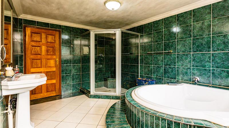 6 Bedroom Property for Sale in Cornwall Hill Gauteng