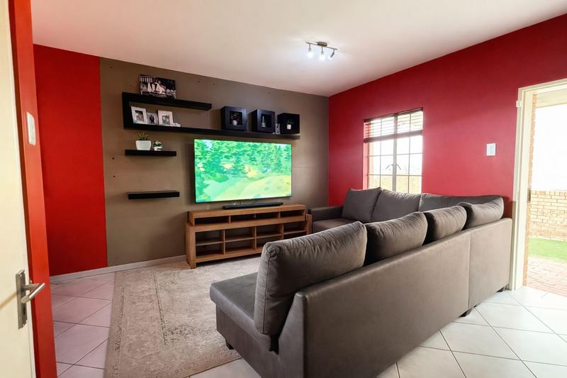 3 Bedroom Property for Sale in The Reeds Gauteng