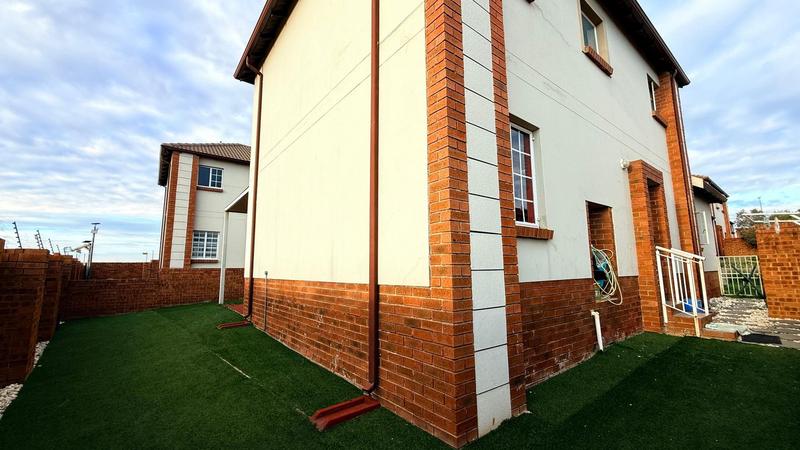 3 Bedroom Property for Sale in The Reeds Gauteng