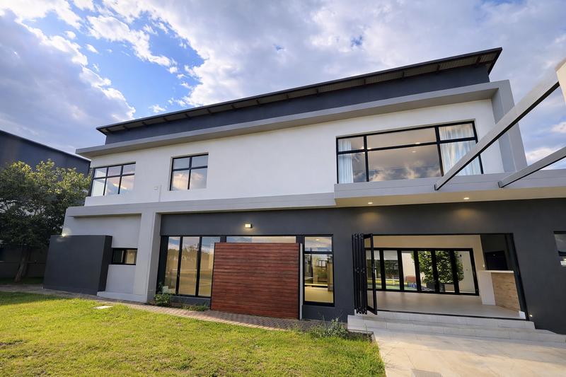 5 Bedroom Property for Sale in Midstream Ridge Gauteng