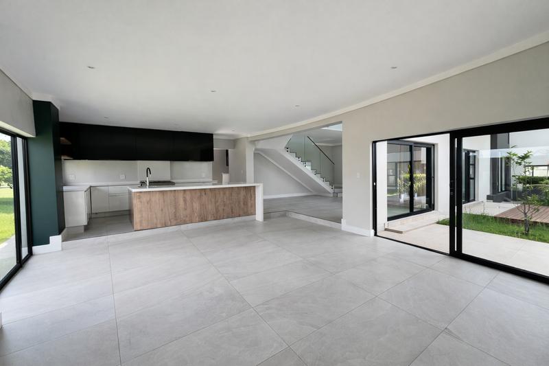 5 Bedroom Property for Sale in Midstream Ridge Gauteng