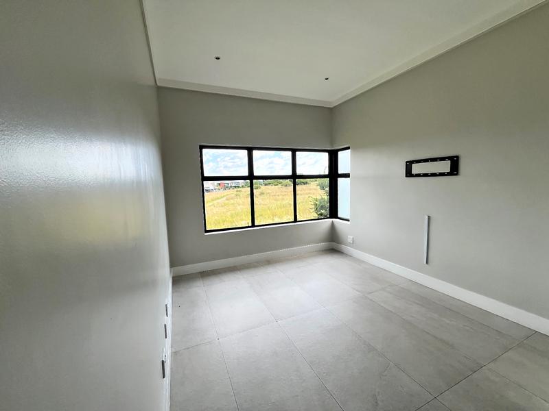 5 Bedroom Property for Sale in Midstream Ridge Gauteng