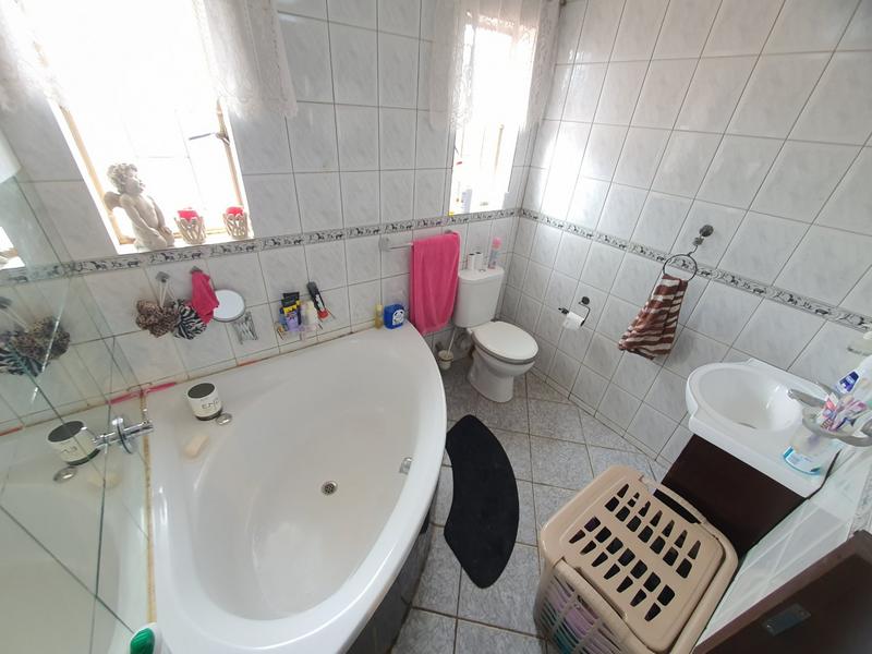 3 Bedroom Property for Sale in Doornpoort Gauteng