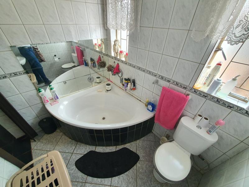 3 Bedroom Property for Sale in Doornpoort Gauteng
