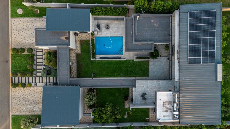 4 Bedroom Property for Sale in Midstream Ridge Gauteng