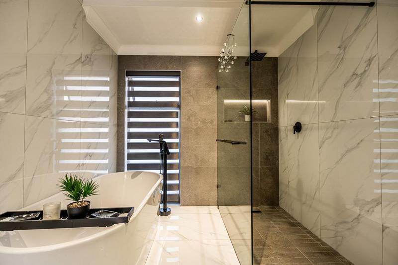 4 Bedroom Property for Sale in Midstream Ridge Gauteng