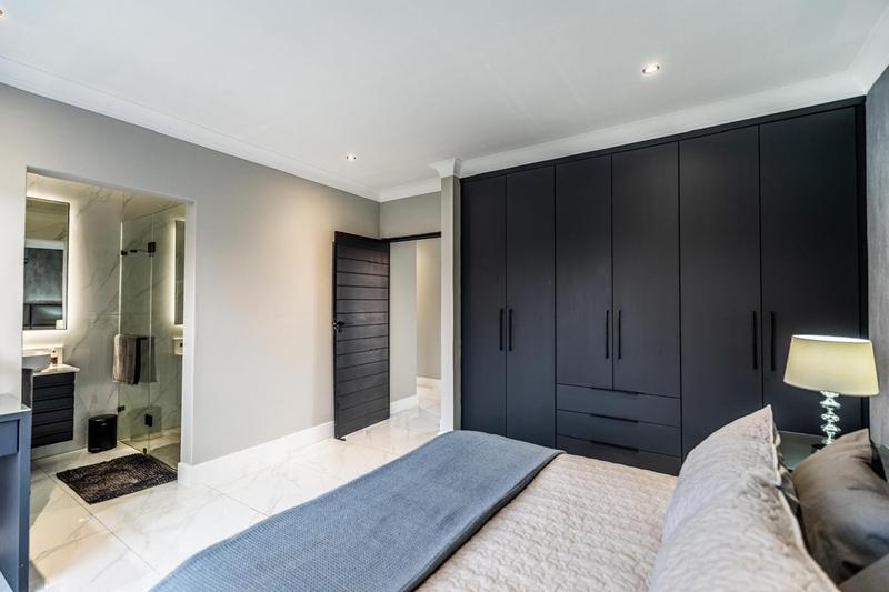 4 Bedroom Property for Sale in Midstream Ridge Gauteng