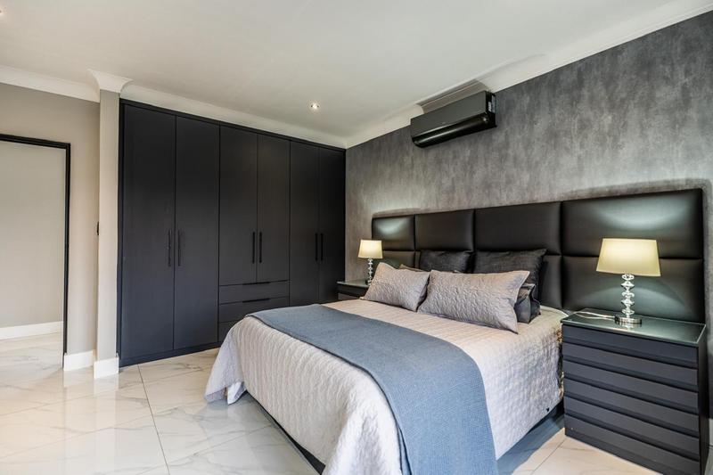 4 Bedroom Property for Sale in Midstream Ridge Gauteng