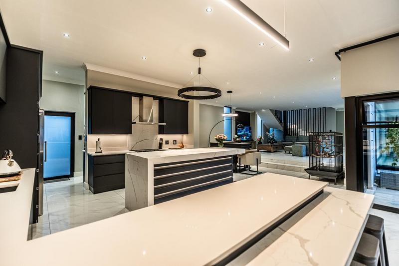 4 Bedroom Property for Sale in Midstream Ridge Gauteng