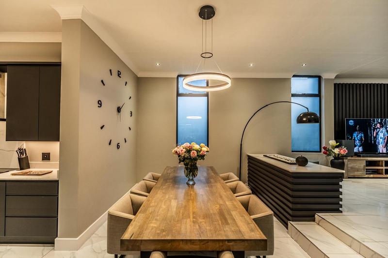 4 Bedroom Property for Sale in Midstream Ridge Gauteng