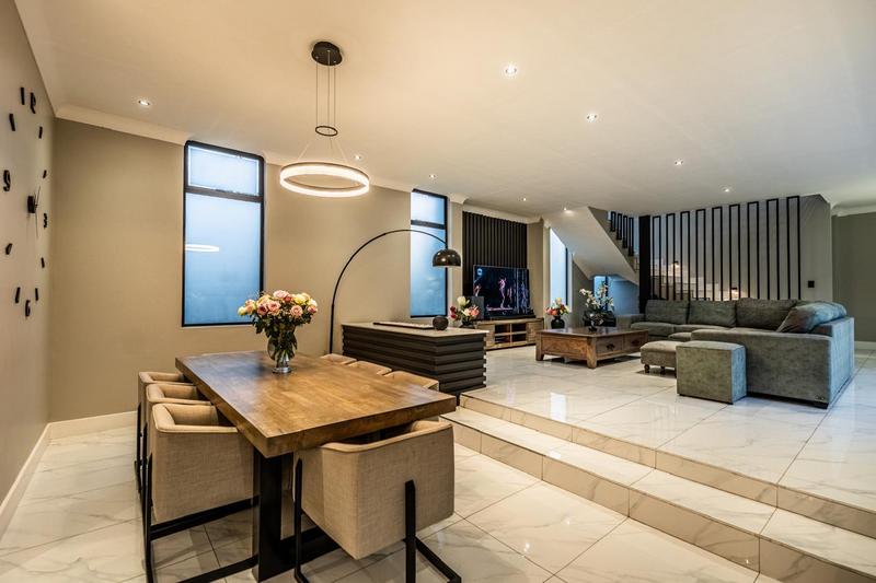 4 Bedroom Property for Sale in Midstream Ridge Gauteng