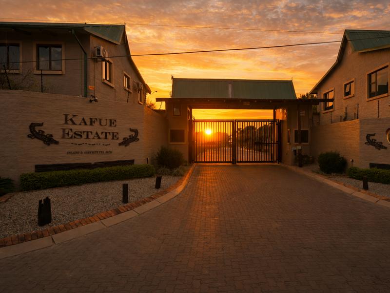 4 Bedroom Property for Sale in Glen Marais Gauteng